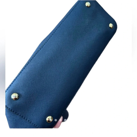 MICHAEL Michael Kors Large Leather Bag.  Jet Set Bag includes matching wallet - Picture 8 of 12